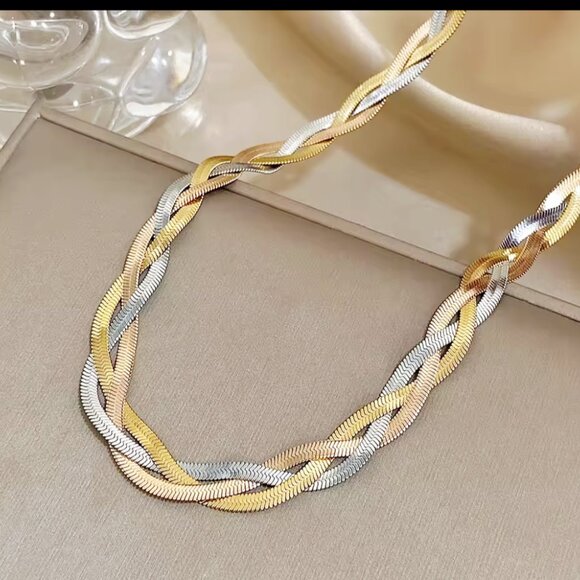 Fashion Necklace and Earring Women Three Tones Sainless Steel Jewelry Set - Picture 5 of 5